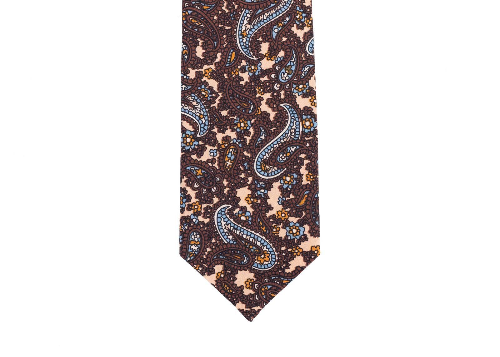 Rare Tom Ford Luxurious Brown Leaf Floral Paisley 3 1/4