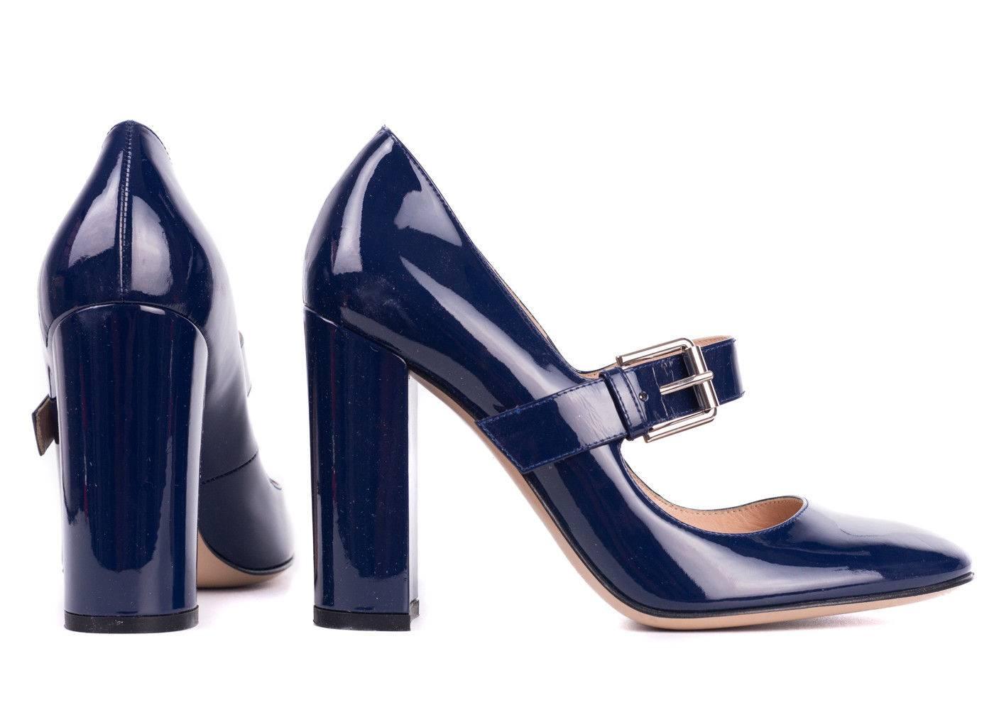 Gianvito Rossi Womens Blue Patent Round Toe Mary Jane Pumps In New Condition In Brooklyn, NY