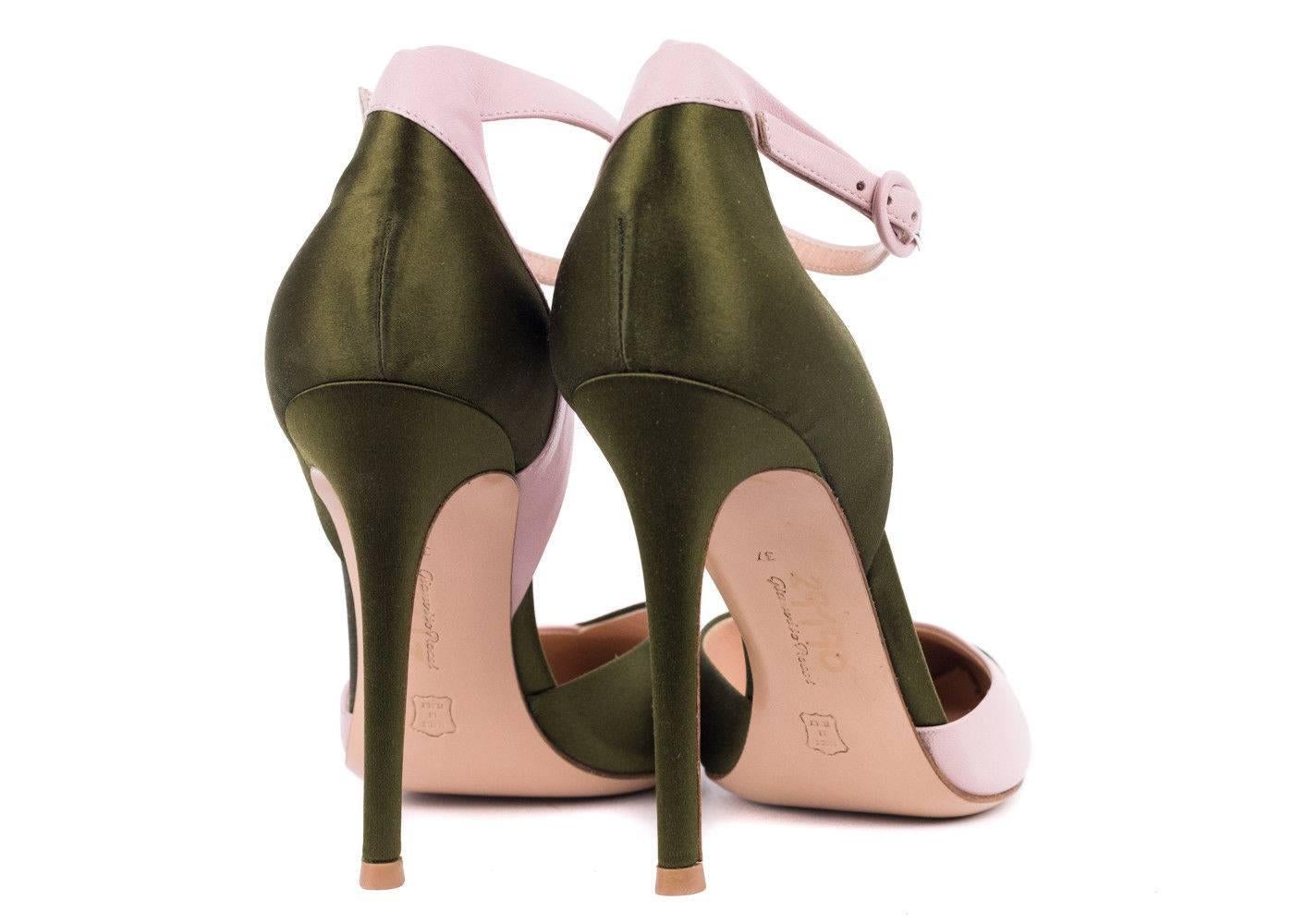 Beige Gianvito Rossi Green Pink Mixed Satin Leather Pumps For Sale