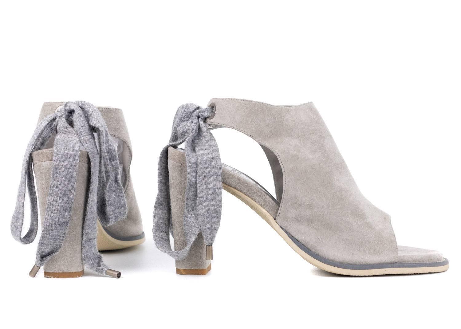 Brunello Cucinelli Women's Grey Suede Peep Toe Lace Ankle Boot In New Condition For Sale In Brooklyn, NY