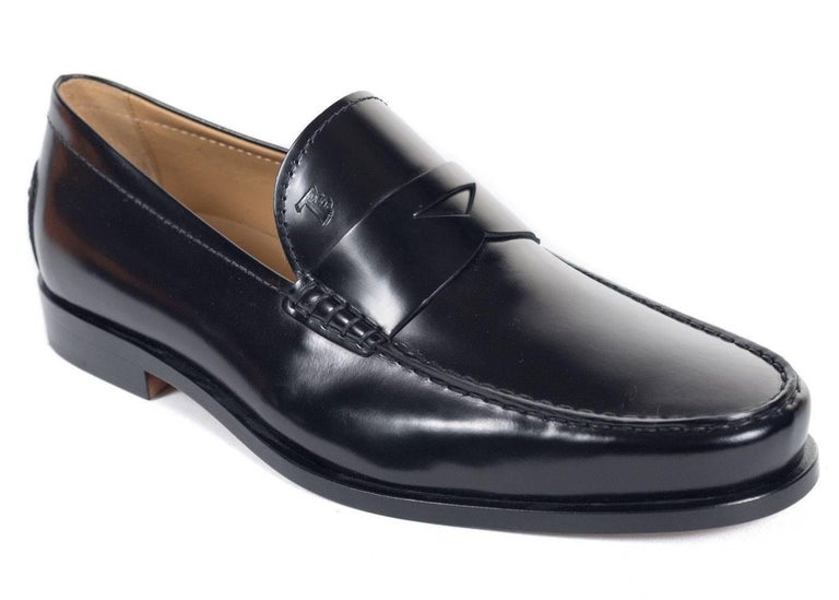 Tod's Mens Black Boston Polished Leather Penny Loafers For Sale at 1stDibs