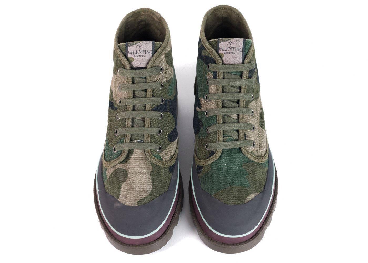 Women's or Men's Valentino Men Green Grey Camouflage Canvas Desert Boots For Sale