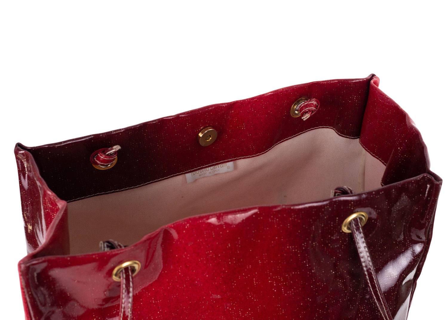 Roberto Cavalli Solid Red Patent Leather Gloss Finish Large Tote Bag In New Condition For Sale In Brooklyn, NY