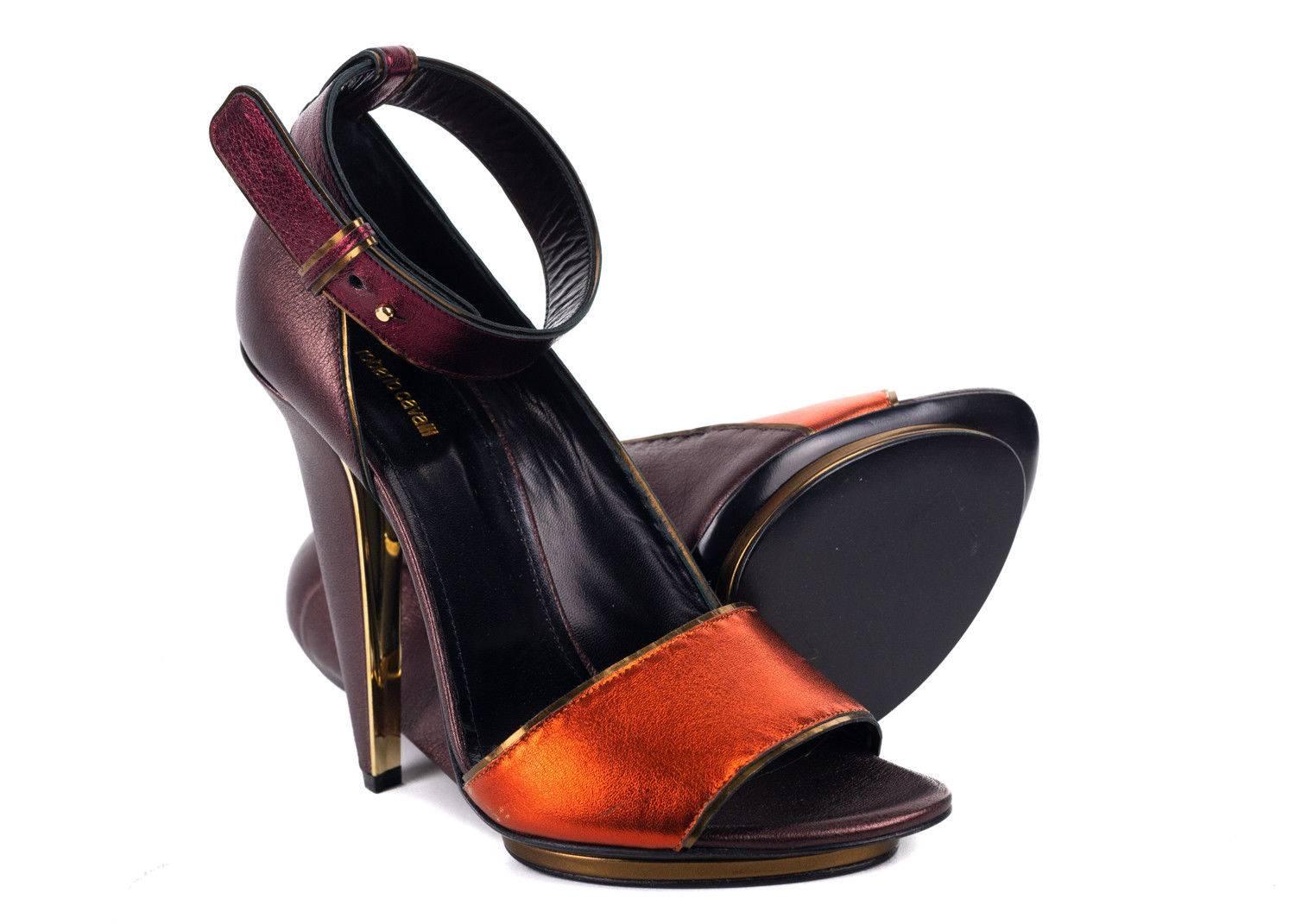 Roberto Cavalli Womens Brown Satin Ankle Strap Pumps In New Condition For Sale In Brooklyn, NY