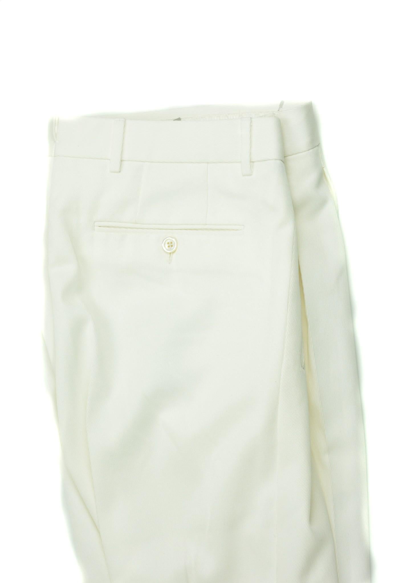 Tom Ford reintroduces the art of texture and subtle sophistication with these twill trousers. These expertly crafted pants feature the classic pleated front, high quality cotton blends, and luxe twill texture. You can pair these pants with a crisp