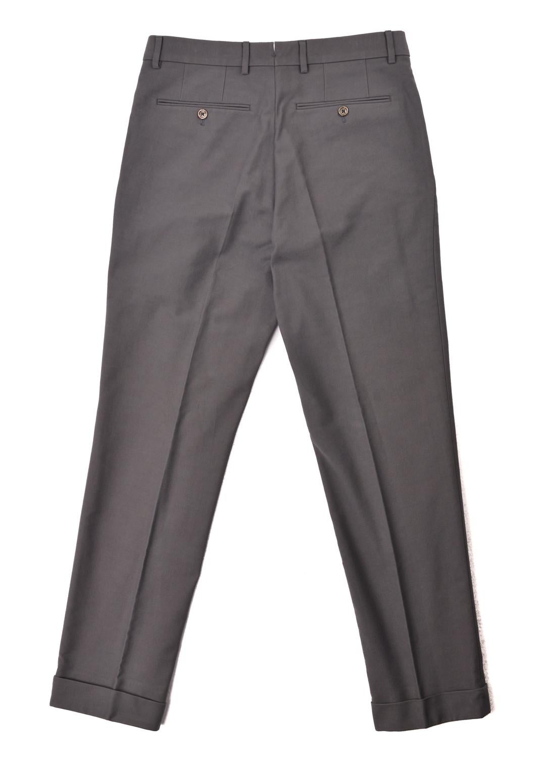 Gray Tom Ford Men's Grey Cotton Pleated Front Trousers For Sale