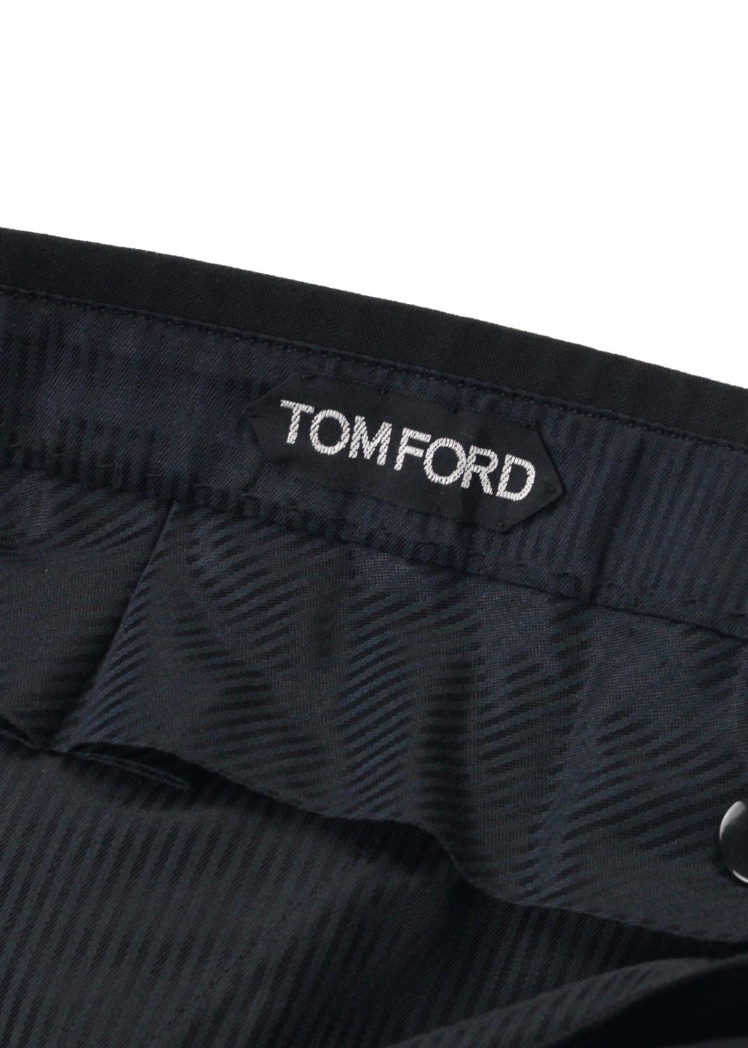 Tom Ford Men's Black Cotton Pleated Front Trousers In New Condition For Sale In Brooklyn, NY