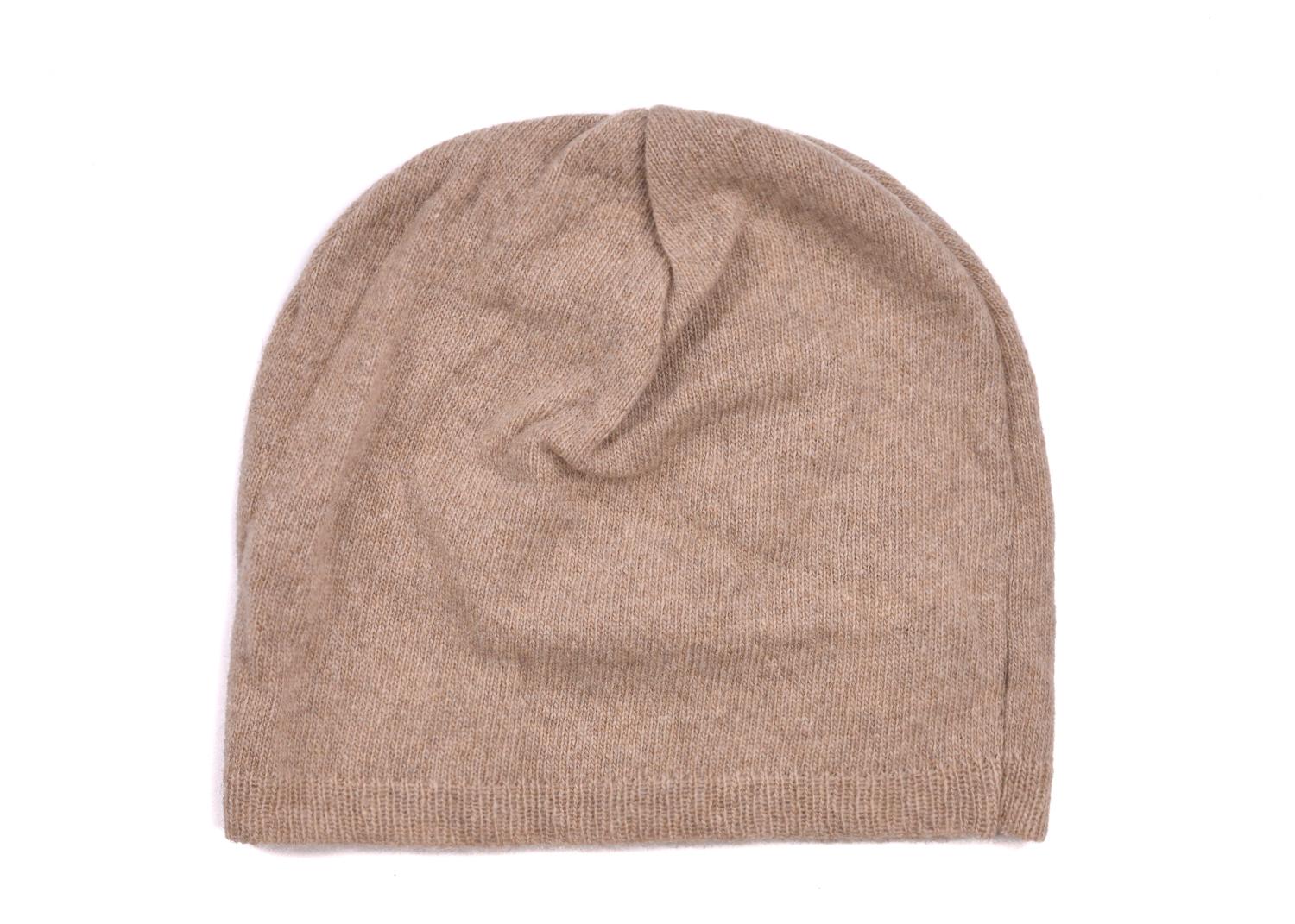 Roberto Cavalli redefines fall chic with your accessories newest cashmere addition. This lofty cosmetic brown hat features a rich knitted cashmere base, reinforced ribbed knit perimeter, and luxe gold RC logo applique. You can pair this fall