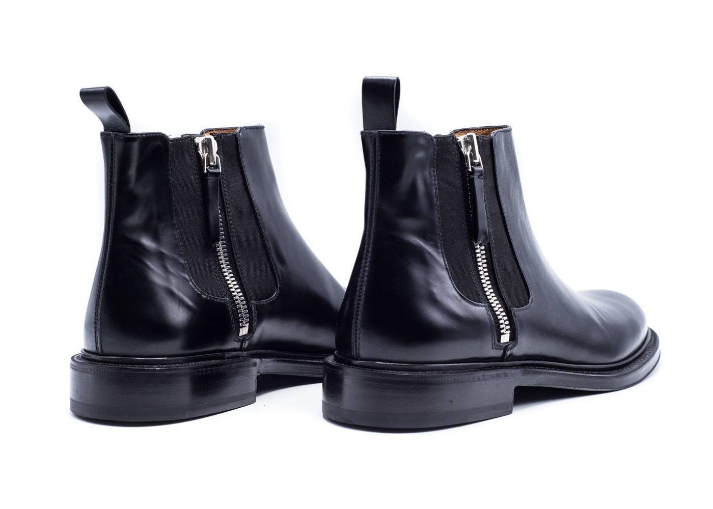Givenchy Mens Black Leather Double Zip Detail Ankle Boots In New Condition For Sale In Brooklyn, NY