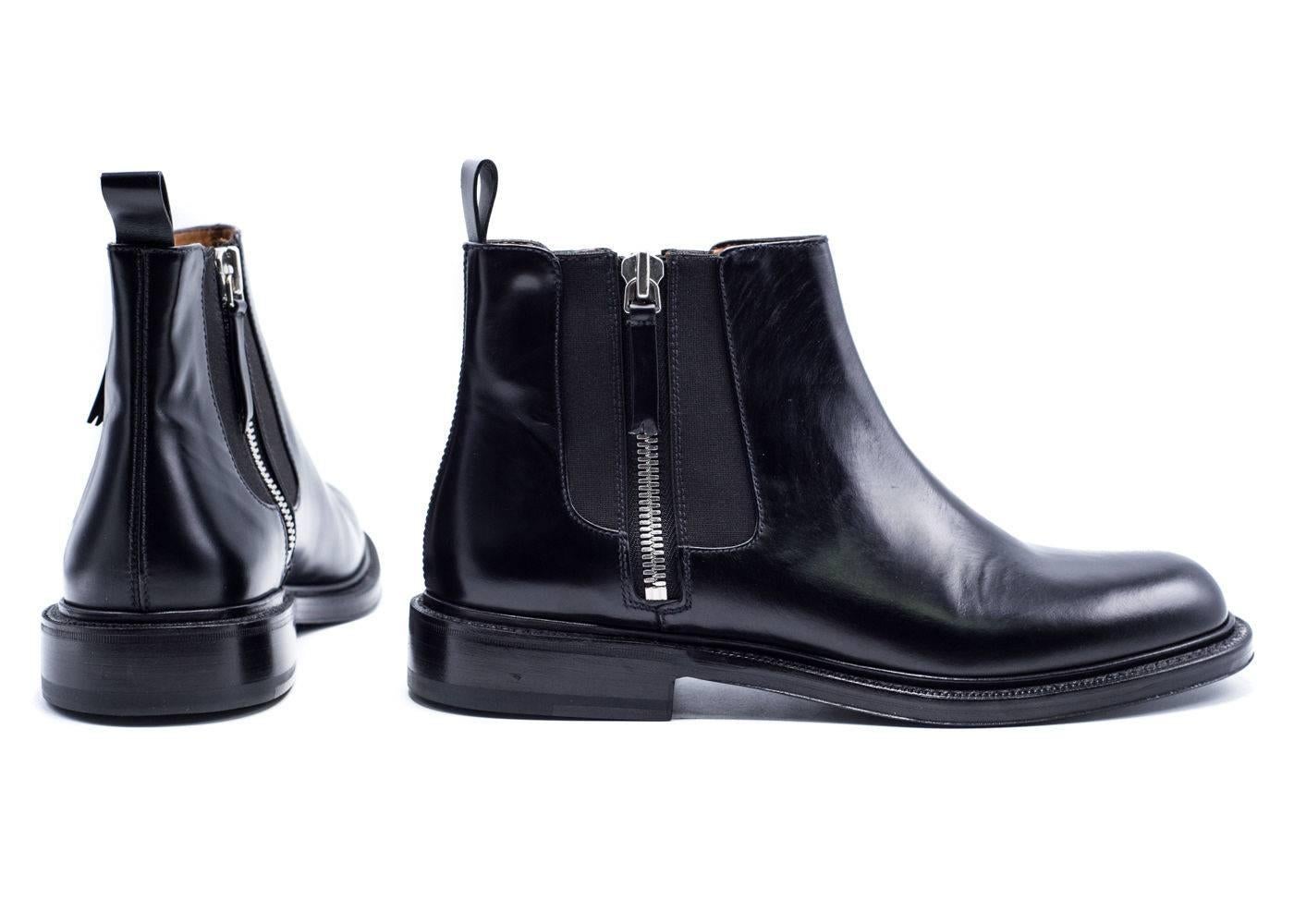Givenchy Mens Black Leather Double Zip Detail Ankle Boots In New Condition In Brooklyn, NY