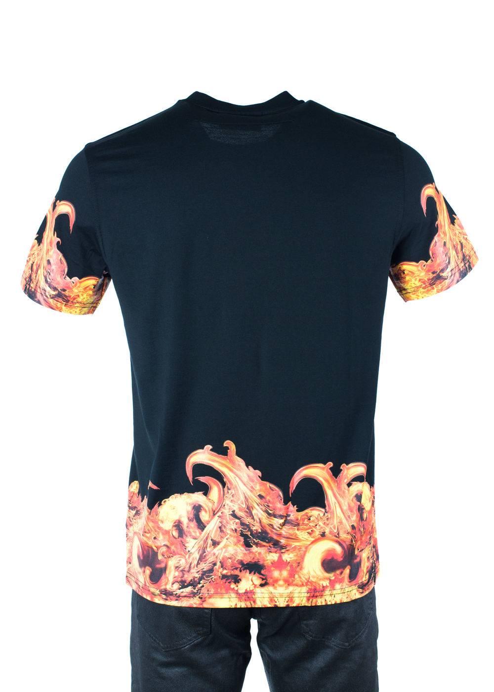 Givenchy Men's 100% Cotton Black Flames Graphic T-Shirt  In New Condition For Sale In Brooklyn, NY