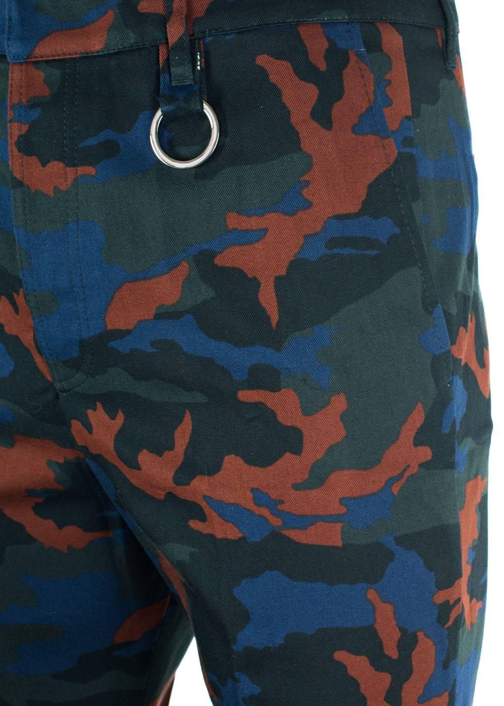Brand New Givenchy Men's Corduroys
Original Tag
Retails in Stores & Online for $565
Men's Size EU50 / US34 Fits True to Size

Camouflage pattern has been the ongoing trends in the past couple of years. Made with 100% Cotton, these pants are super