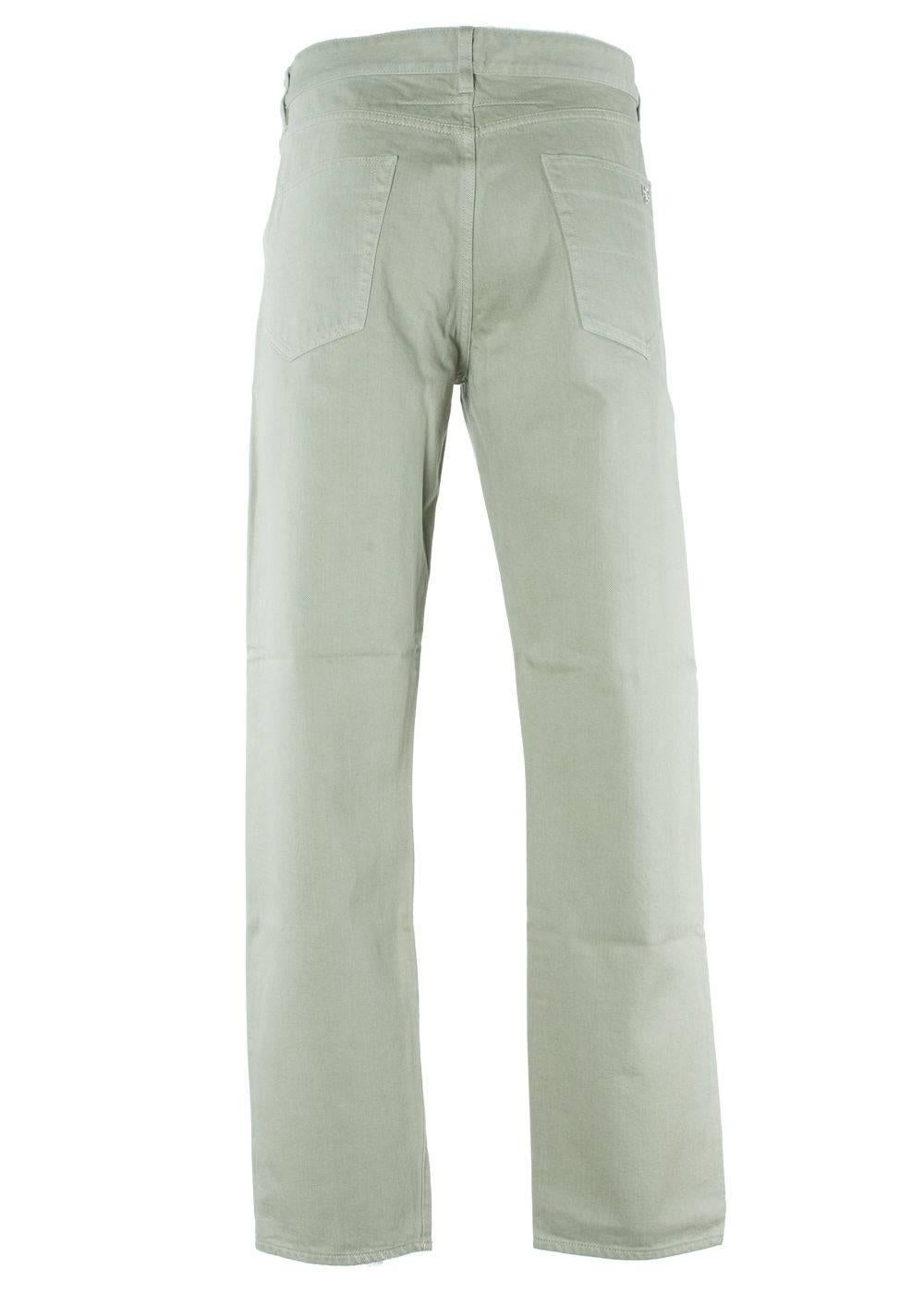 Brand New Givenchy Men's Corduroys
Original Tag
Retails in Stores & Online for $510
Men's Size US 32 Fits True to Size

Corduroy silhouette pants are a must have for any man's closet on all four season. These light olive corduroys are super