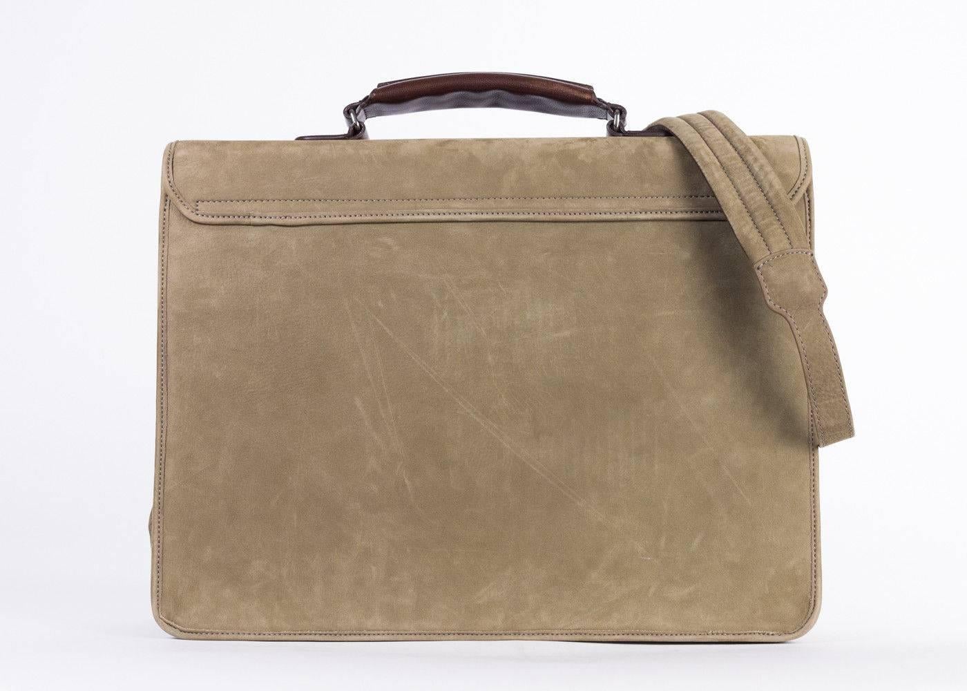 Brunello Cucinelli Men's Brown Two Tone Suede Messenger Bag In New Condition In Brooklyn, NY