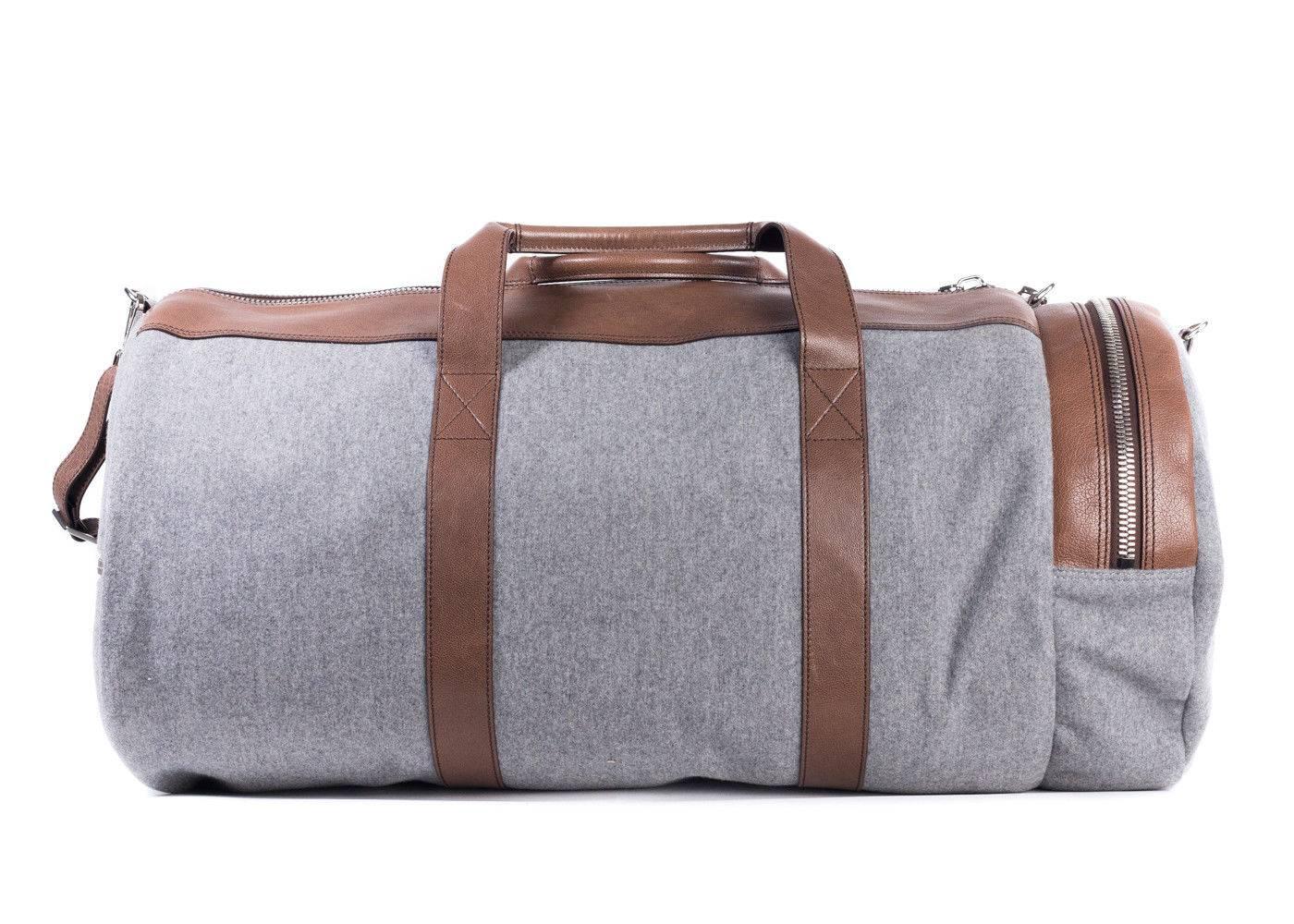 Brunello Cucinelli Men's Gray Cotton Brown Leather Duffle Bag In New Condition For Sale In Brooklyn, NY