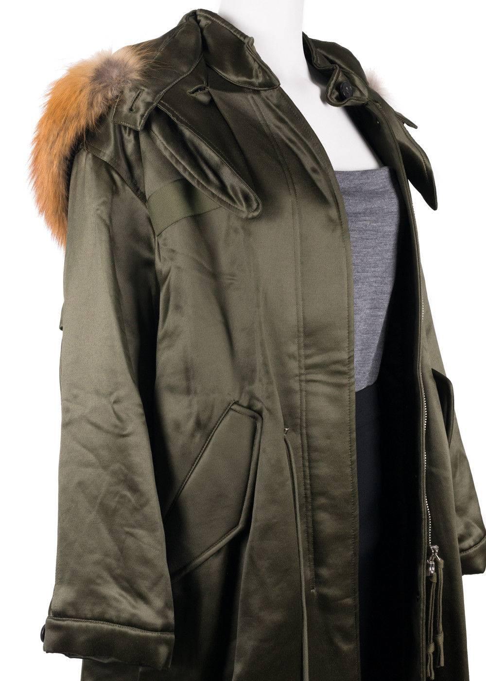 Alexander McQueen Woman's Green Satin Wool Blend Fox Fur Parka In New Condition In Brooklyn, NY