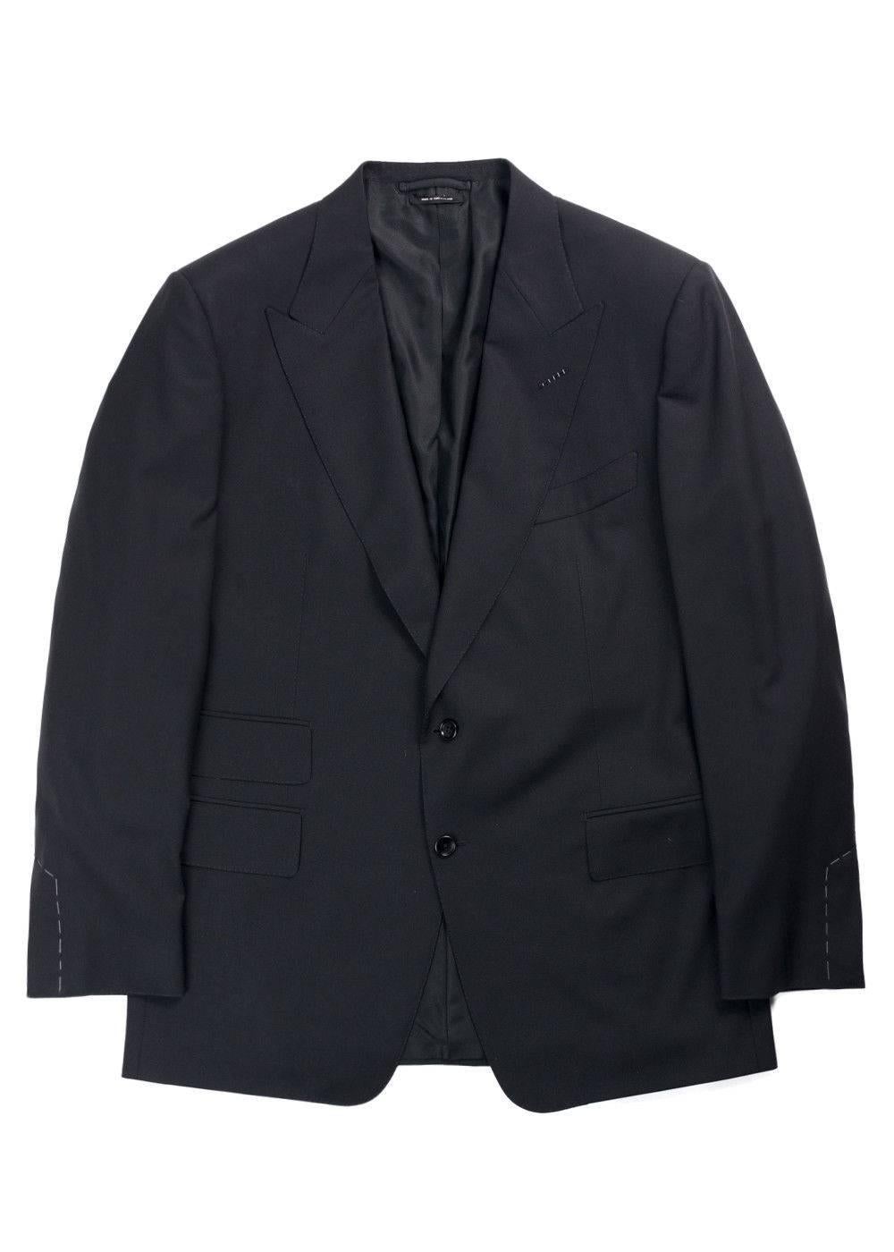 Brand New Tom Ford Windsor 3 Piece Suit
Original Tags & Hanger Included
Retails in Stores & Online for $3960
Size EUR 52R / US 42 Fits True to Size

Lend a hint of effortless sophistication to your formal repertoire courtesy of Tom Ford's