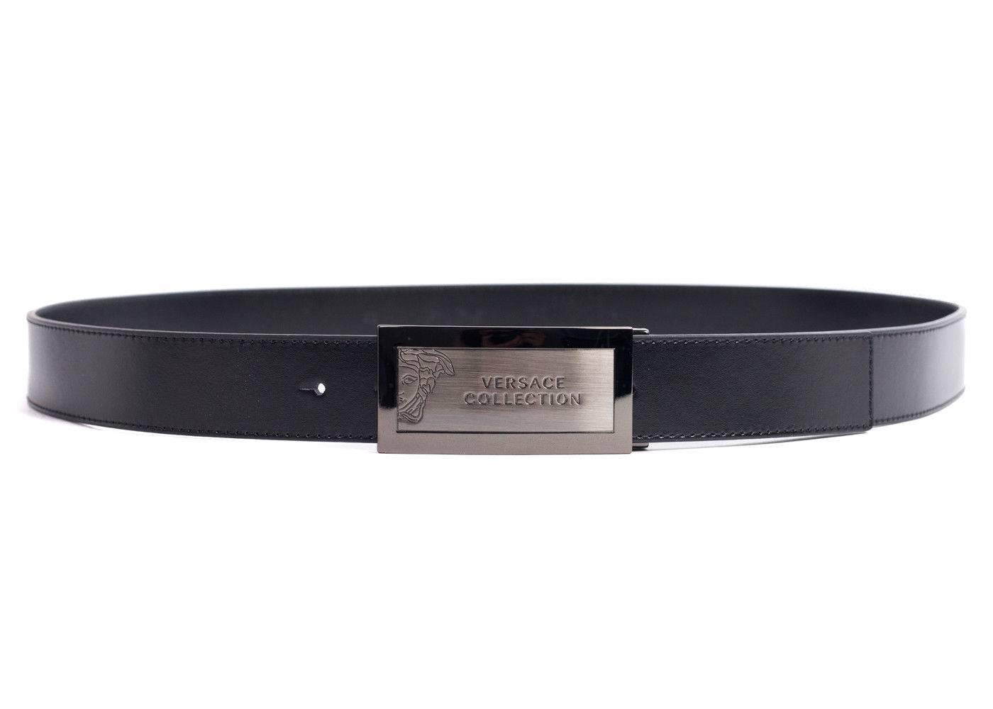 Brand New Versace Collection Belt
Original Tags
Retails in Stores & Online for $450
One Size Fits All


Versace Collection's black leather belt made with 100% calfskin leather featuring a silver plated logo with a medusa head. Perfect to pair with