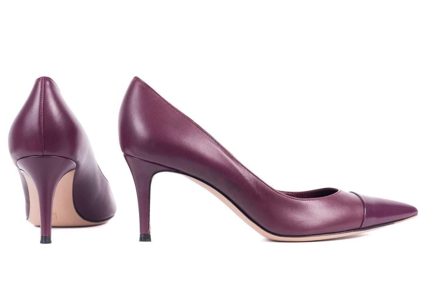 Gianvito Rossi Purple Leather Pointed Cap-Toe Classic Pumps In New Condition For Sale In Brooklyn, NY