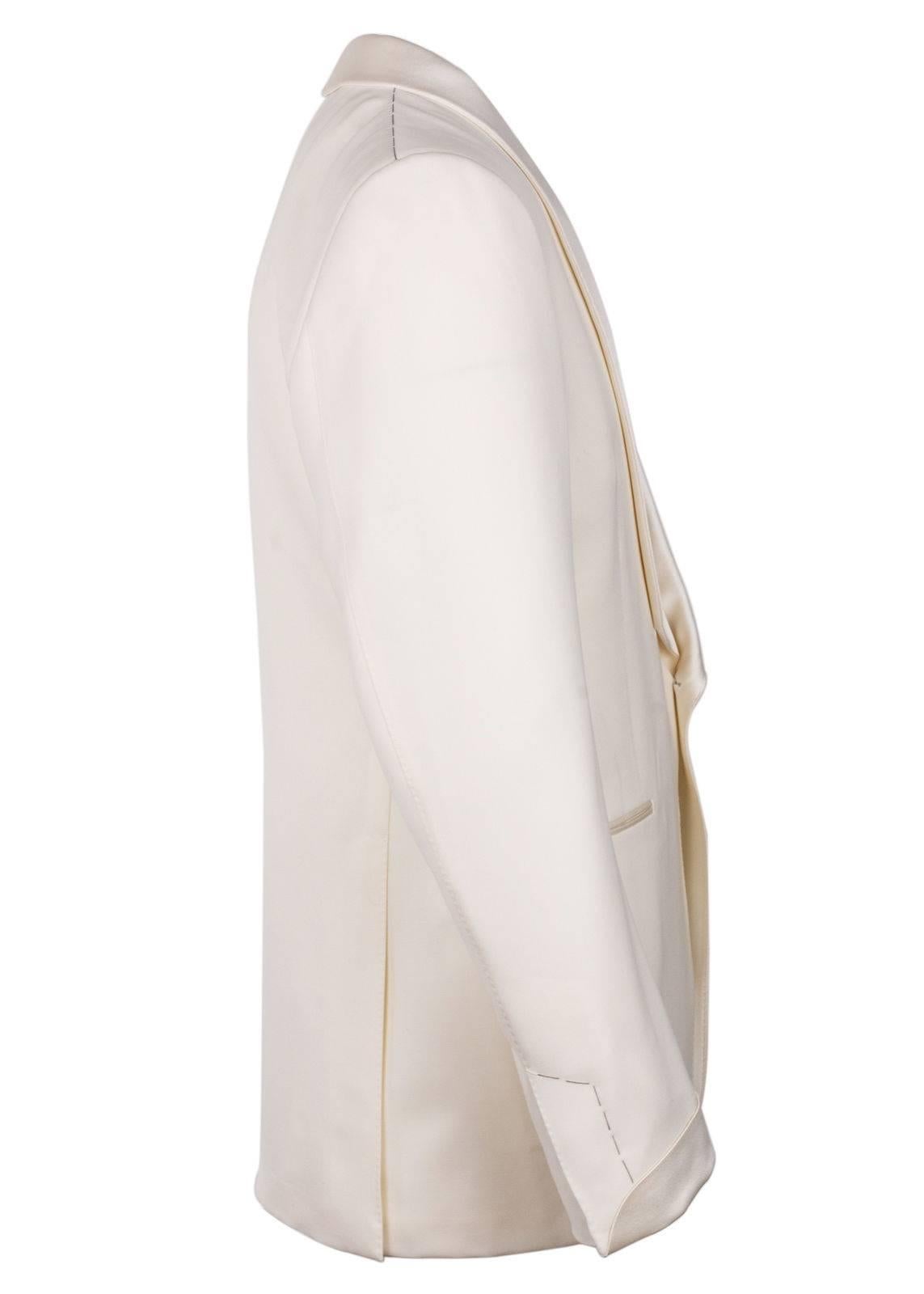 Tom Ford Ivory Wool Blend Shawl Lapel OConner Cocktail Jacket Sz 50/40R RTL$4250 In Excellent Condition In Brooklyn, NY