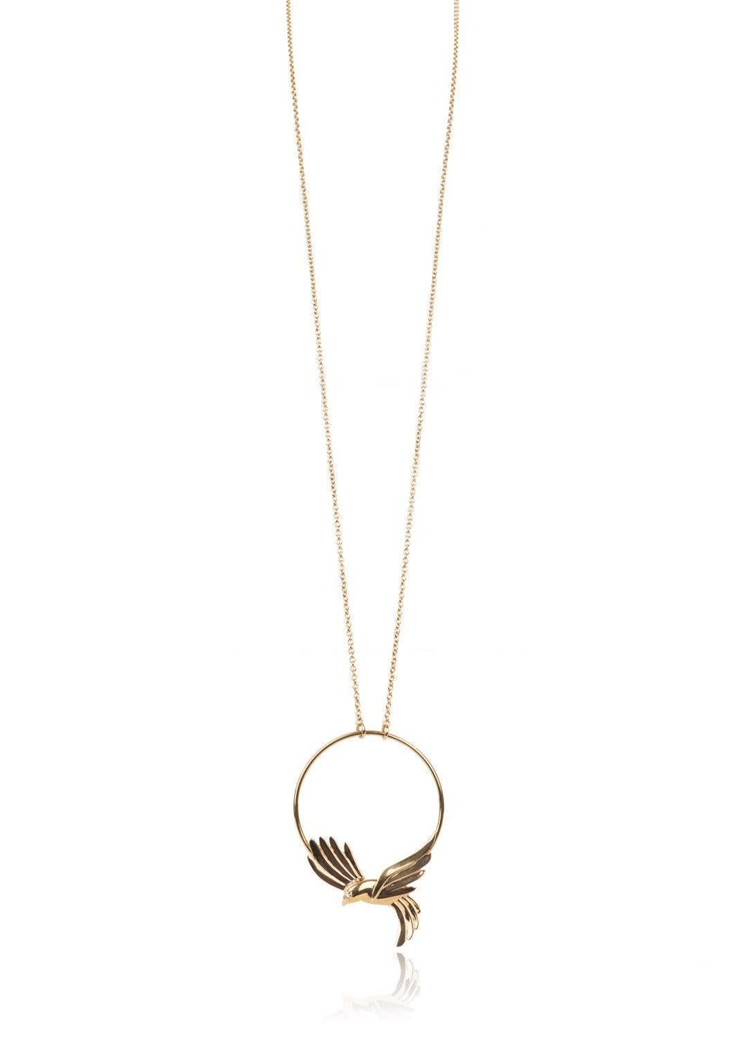 Roberto Cavalli Gold Plated Bird Pendant Long Necklace In New Condition For Sale In Brooklyn, NY
