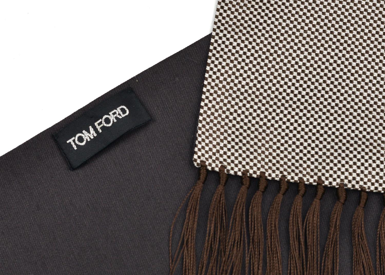 Tom Ford Men's Silver Brown Geometric Print Silk Cashmere Scarf  In New Condition In Brooklyn, NY