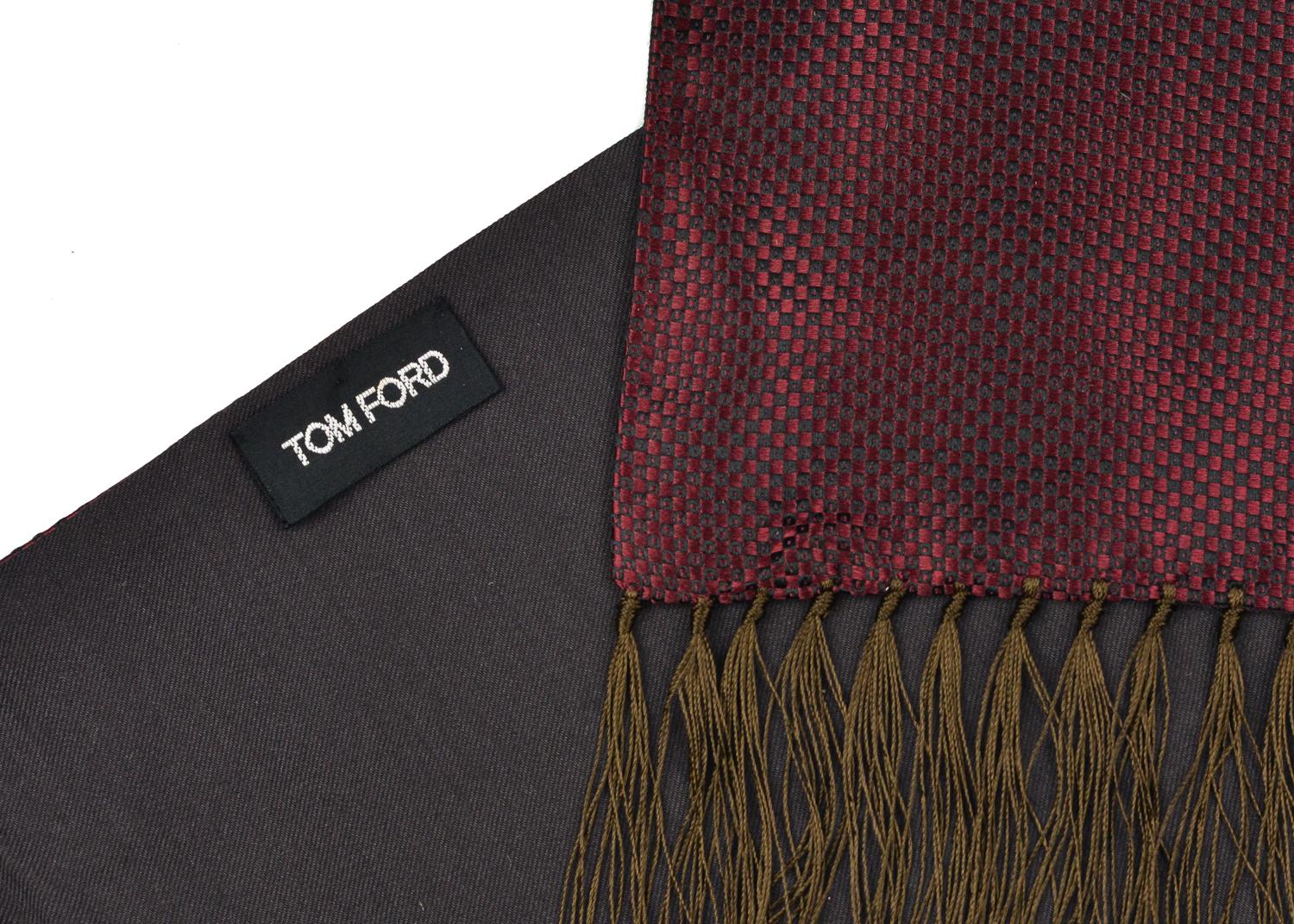 Tom Ford Men's Red Geometric Print Silk Cashmere Scarf  In New Condition In Brooklyn, NY
