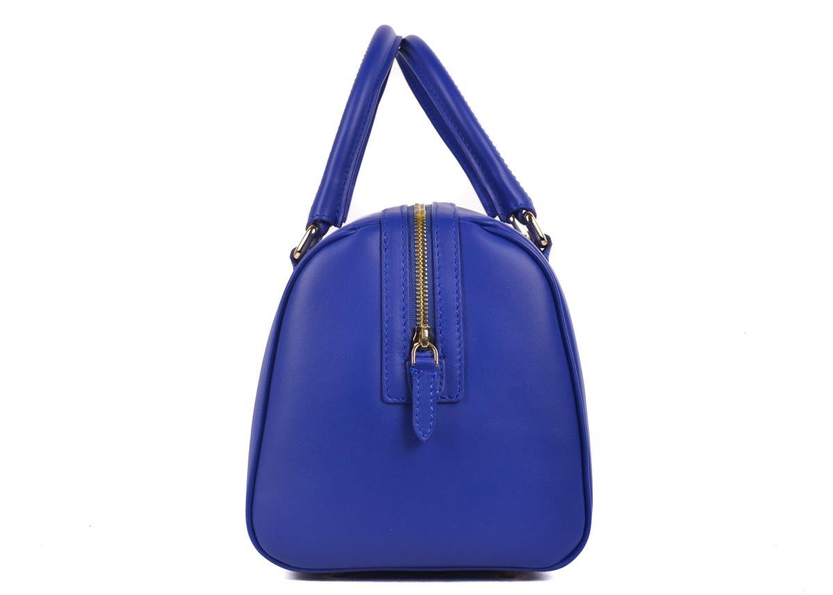 Roberto Cavalli Women's Firenze Blue Leather Duffle Satchel Bag In New Condition For Sale In Brooklyn, NY
