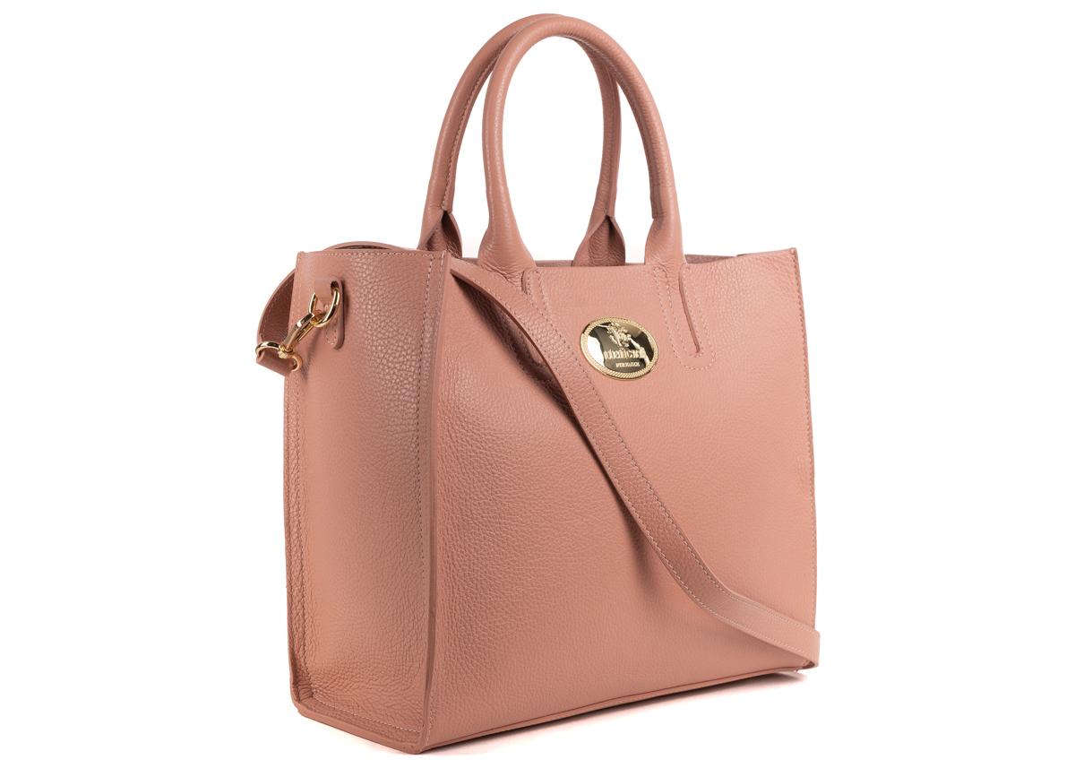 Roberto Cavalli's calfskin leather tote bag featuring a structured shape silhouette and gold tone accents. Perfect to store your everyday essentials in these spacious tote bags. Pair it with your favorite everyday outfit for the perfect everyday