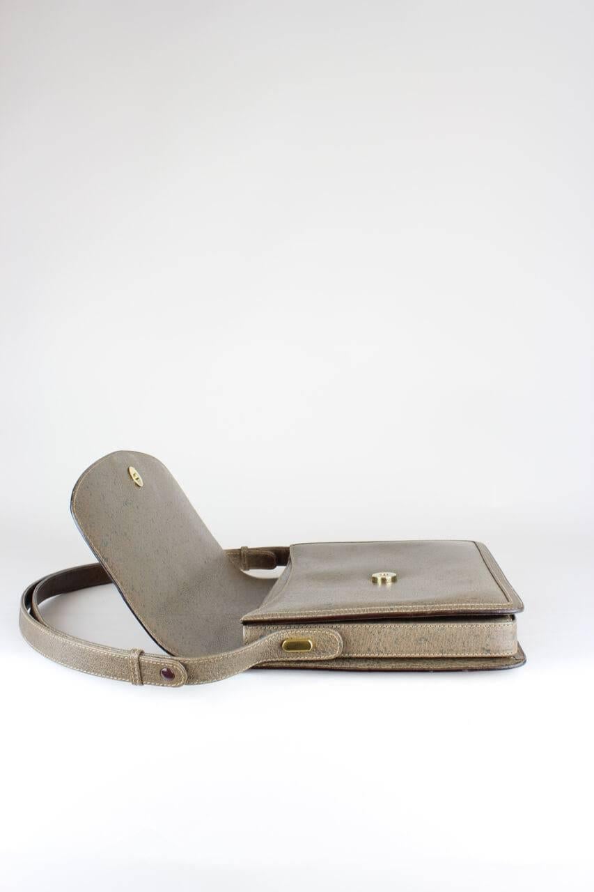 Gucci 1970s Taupe Brown Leather Shoulder Bag 3