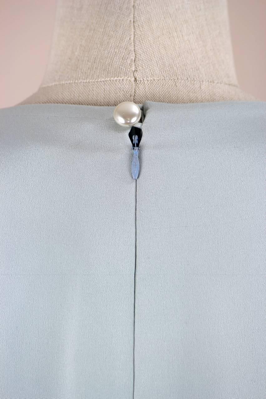 Robe de soirée bleue haute couture documentée YSL Yves Saint Laurent, printemps 1997 Excellent état - En vente à Munich, DE