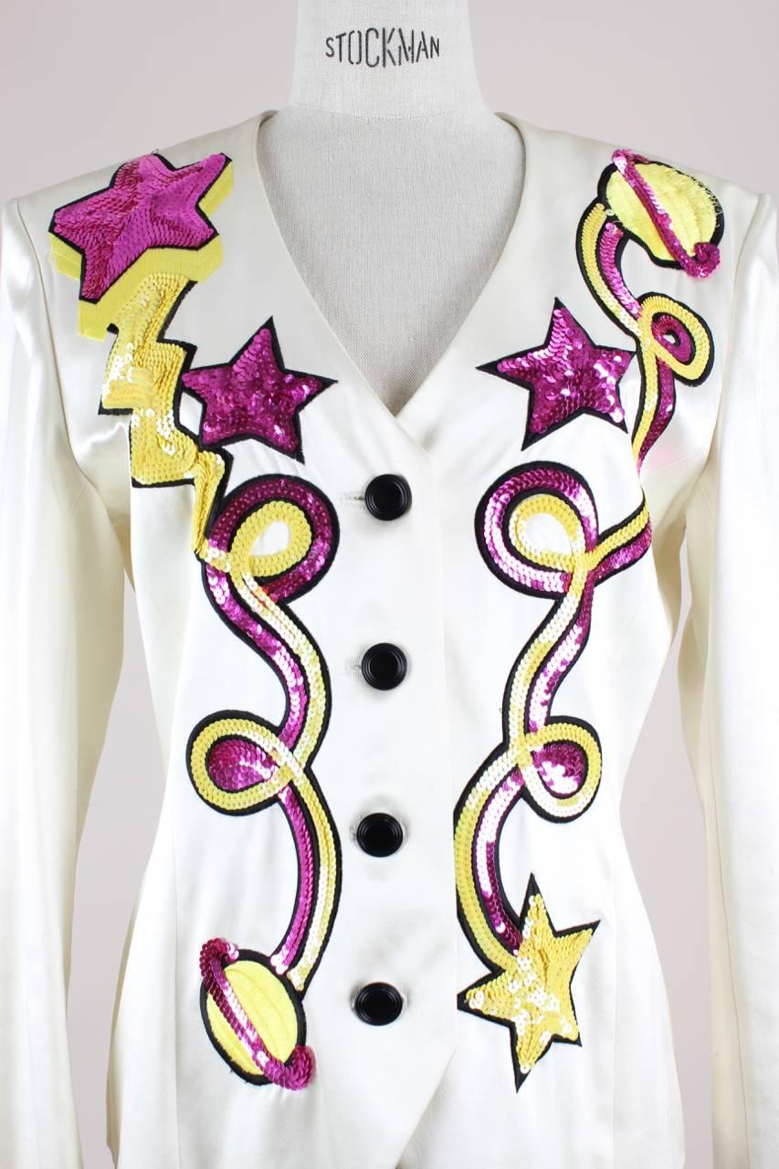 Escada 1980s Off-White Star Motif Sequin Silk Satin Evening Jacket “Hello Angel“ In Excellent Condition In Munich, DE