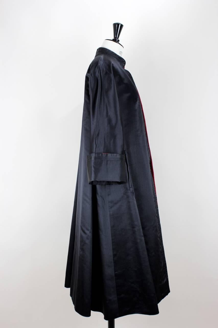 Japanese-Inspired Reversible Red Jacquard Black Satin Evening Coat, 1970s  2