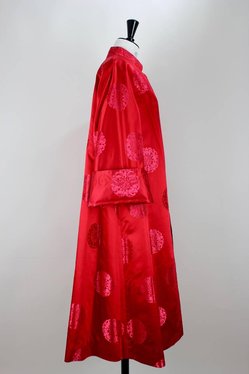 Japanese-Inspired Reversible Red Jacquard Black Satin Evening Coat, 1970s  1