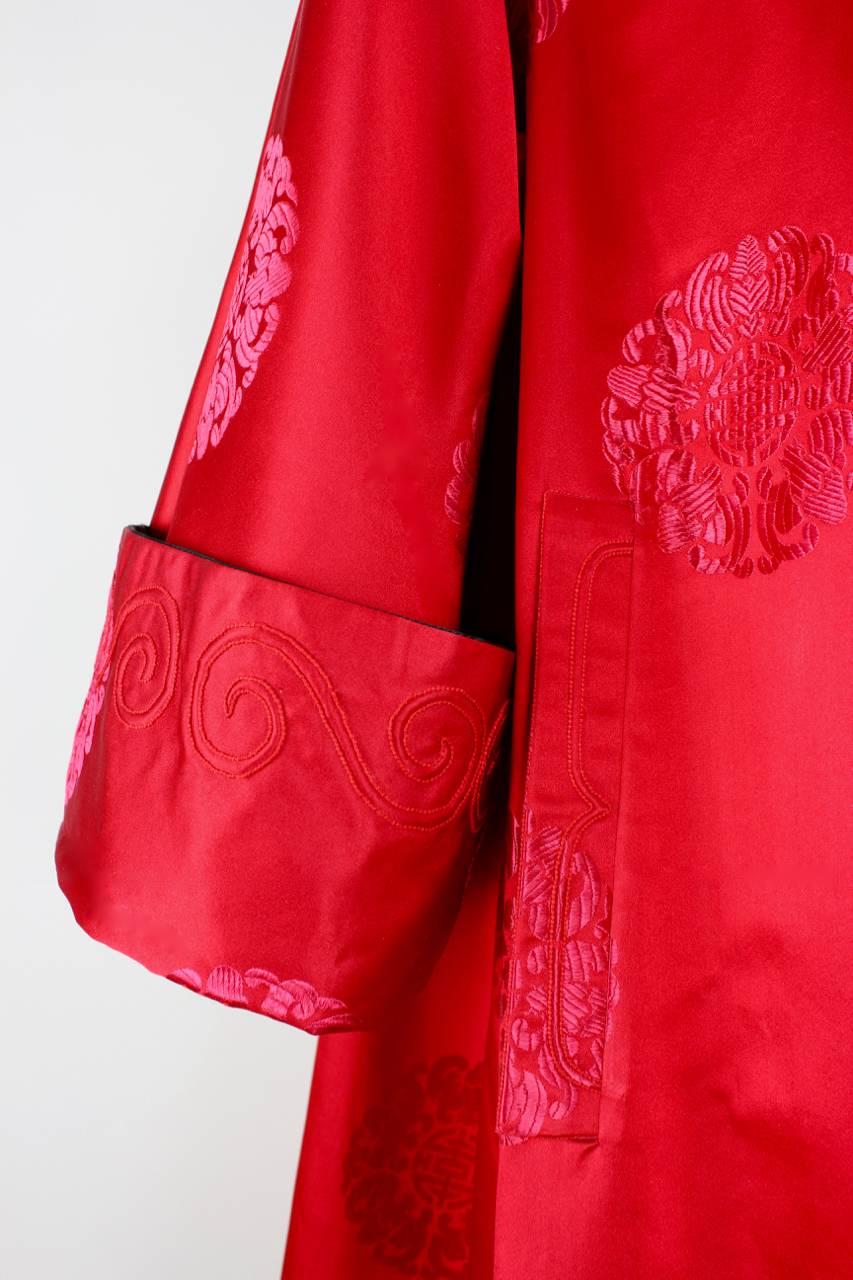 Japanese-Inspired Reversible Red Jacquard Black Satin Evening Coat, 1970s  6