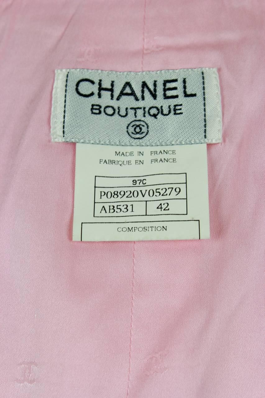 Women's Chanel Pink Bouclé Wool A-Line Skirt, Spring / Summer 1989 