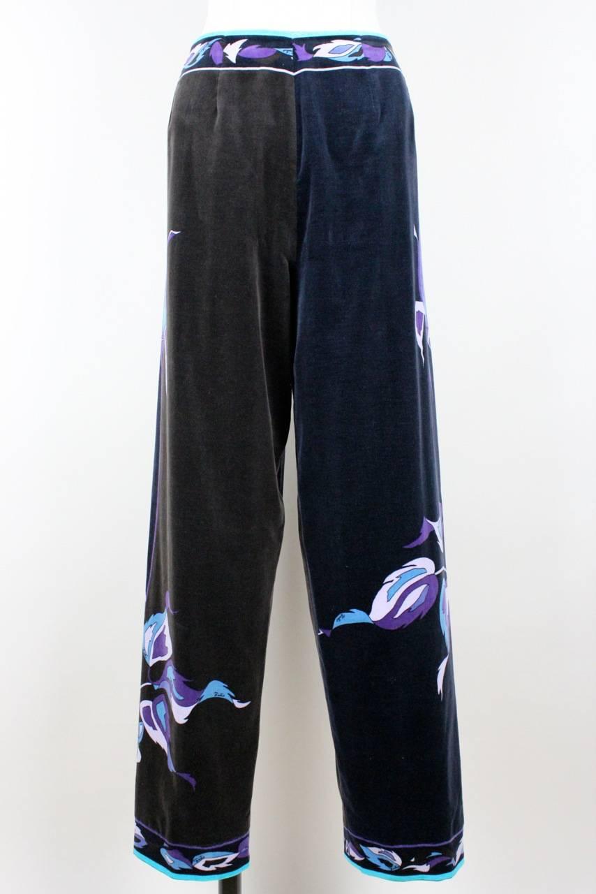 Emilio Pucci 1971 “Rosa“ Print Black Brown Blue Silk Blouse & Velvet Pants Set For Sale 5