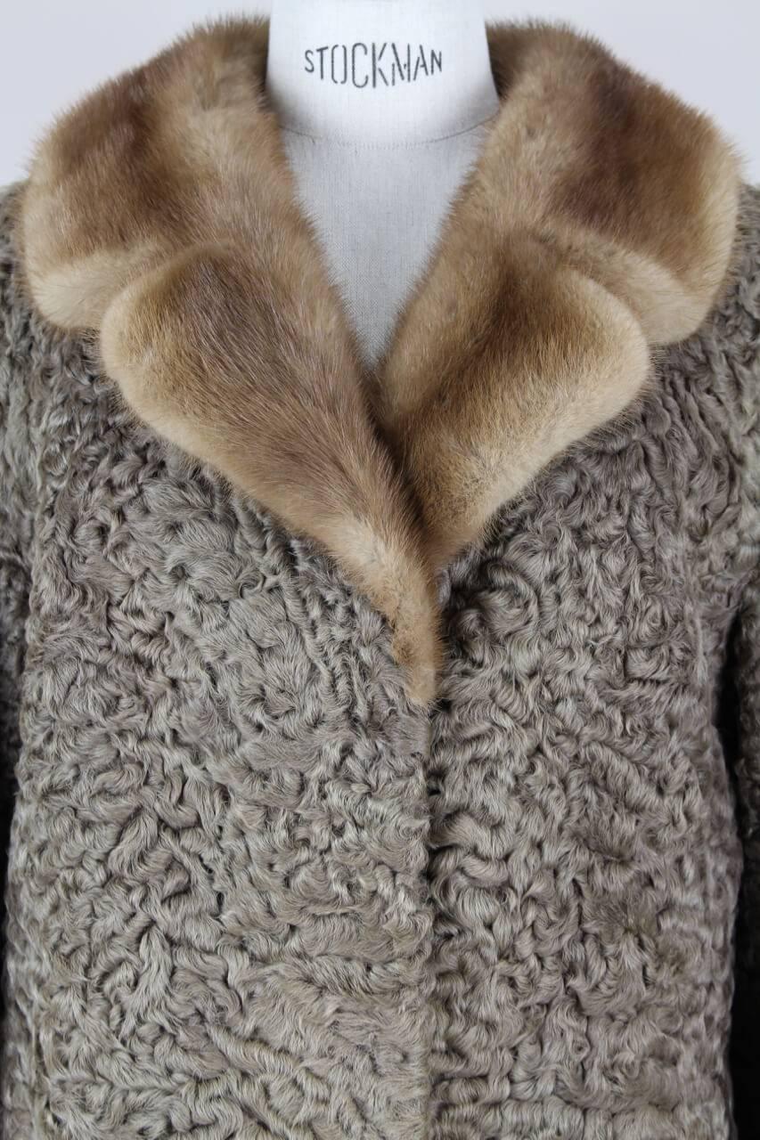 1960s Taupe Persian Lamb Astrakhan Fur Coat With Brown Mink Fur Collar And Hem In Excellent Condition In Munich, DE