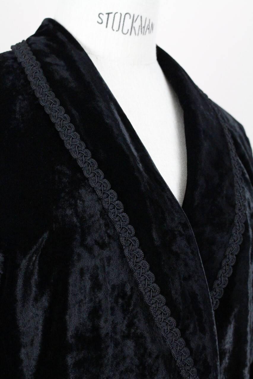 Escada Black Crushed Velvet Jacket Blazer with Passementerie Border, 1980s  In Excellent Condition For Sale In Munich, DE