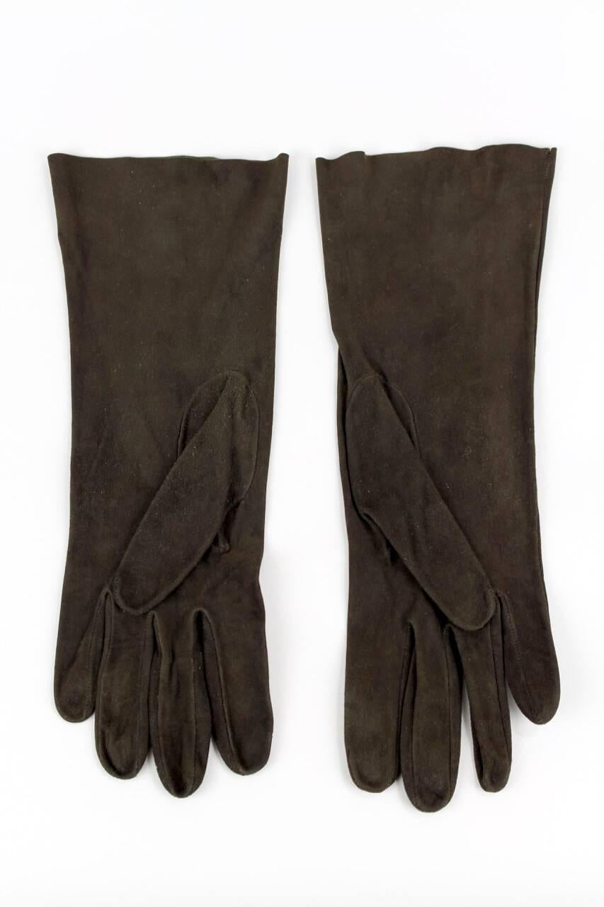 Dark Chocolate Brown Mid-Length Suede Gloves, 1960s  (Schwarz)