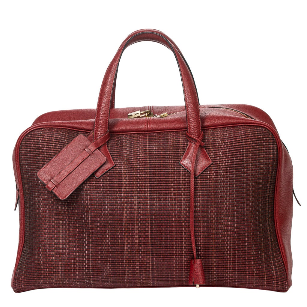 Hermès Victoria 45 Red And Black Crinoline For Sale