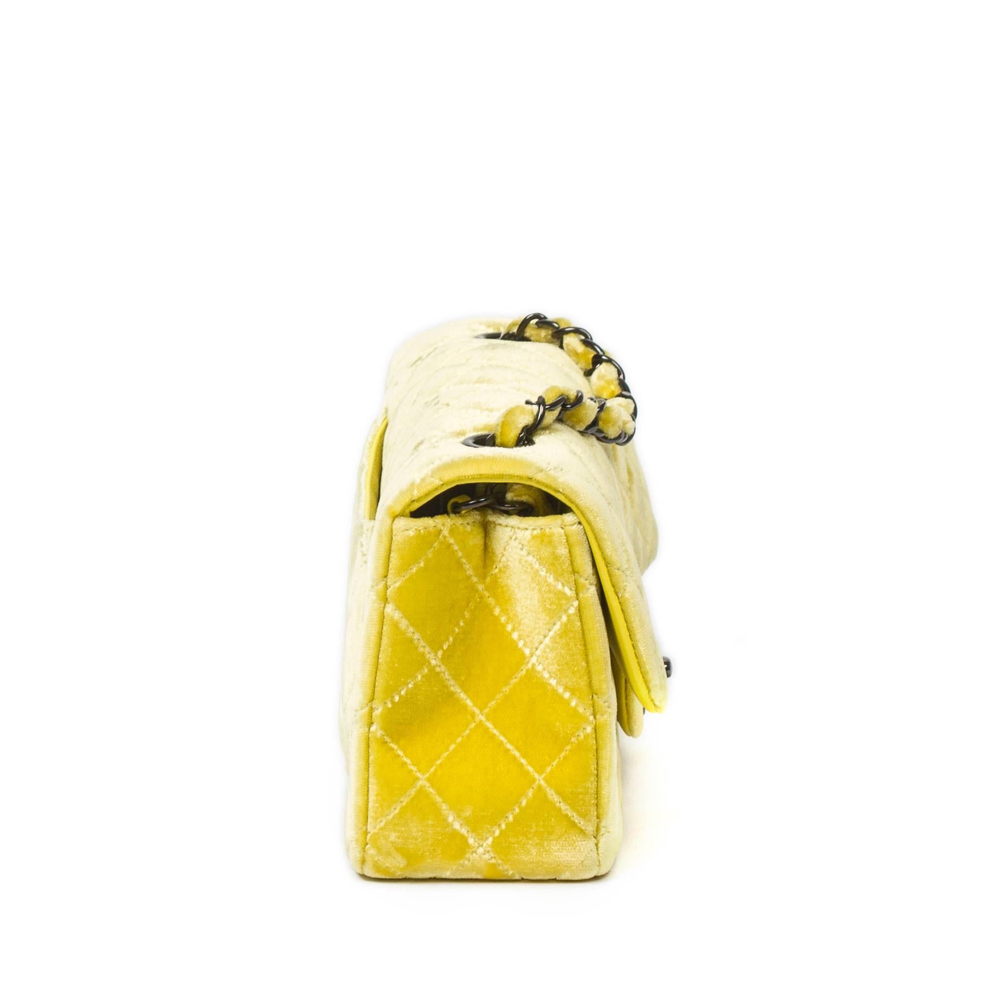 Classic Mini Flap Yellow Quilted Velvet In Excellent Condition In Dublin, IE