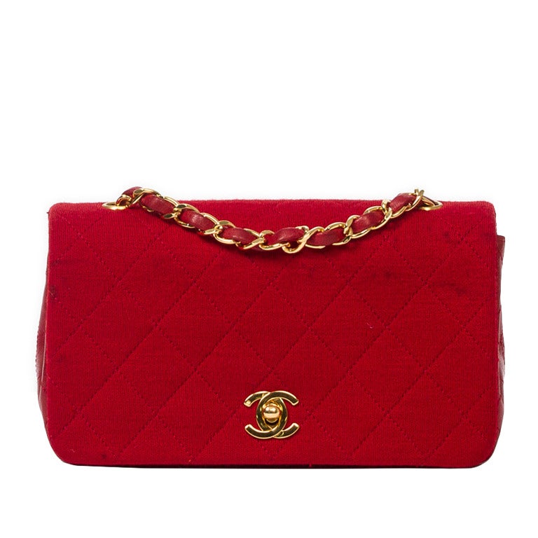 Chanel Vintage Shoulder Bag Red Jersey For Sale