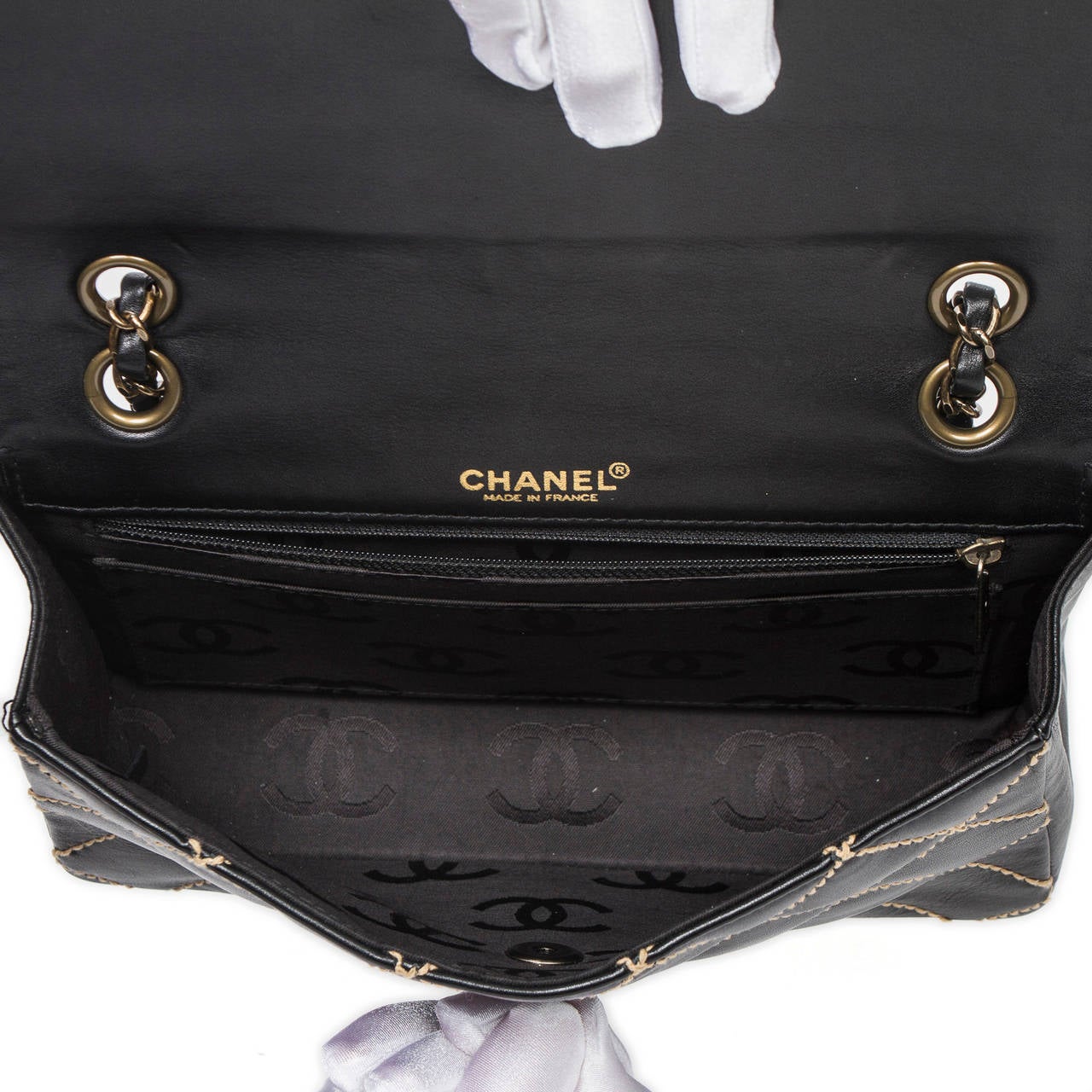 Chanel Flap Shoulder Bag Black Leather For Sale 2