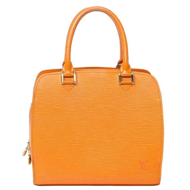 Louis Vuitton Pont-Neuf Mandarine Epi Leather For Sale