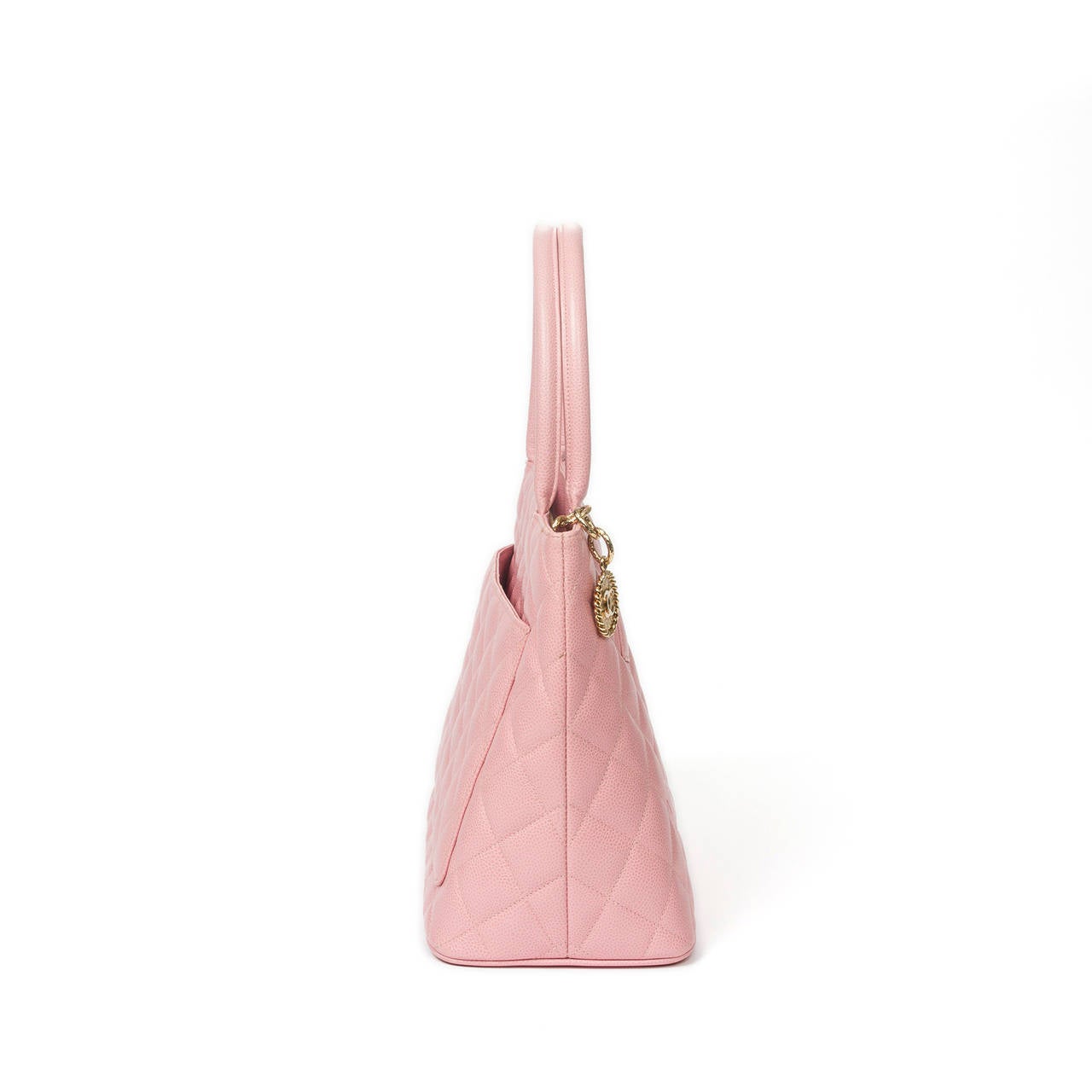 Women's Chanel Médaillon Pink Leather For Sale