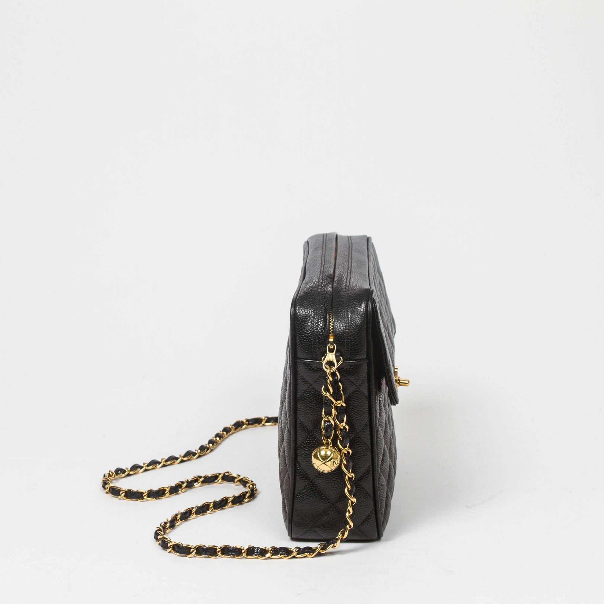 Women's Chanel - Vintage Shoulder Bag Black Quilted Caviar