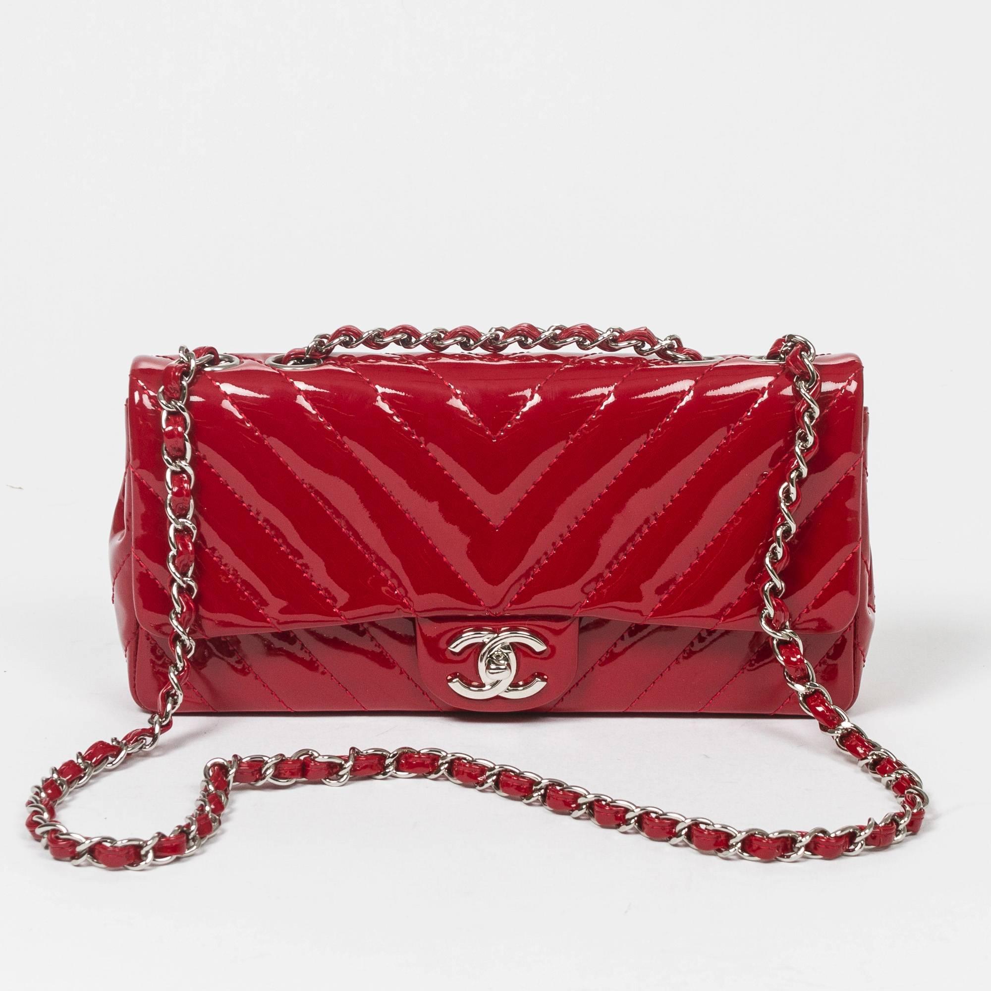 Chanel - East West Flap Red Chevron Quilted Patent Leather 3