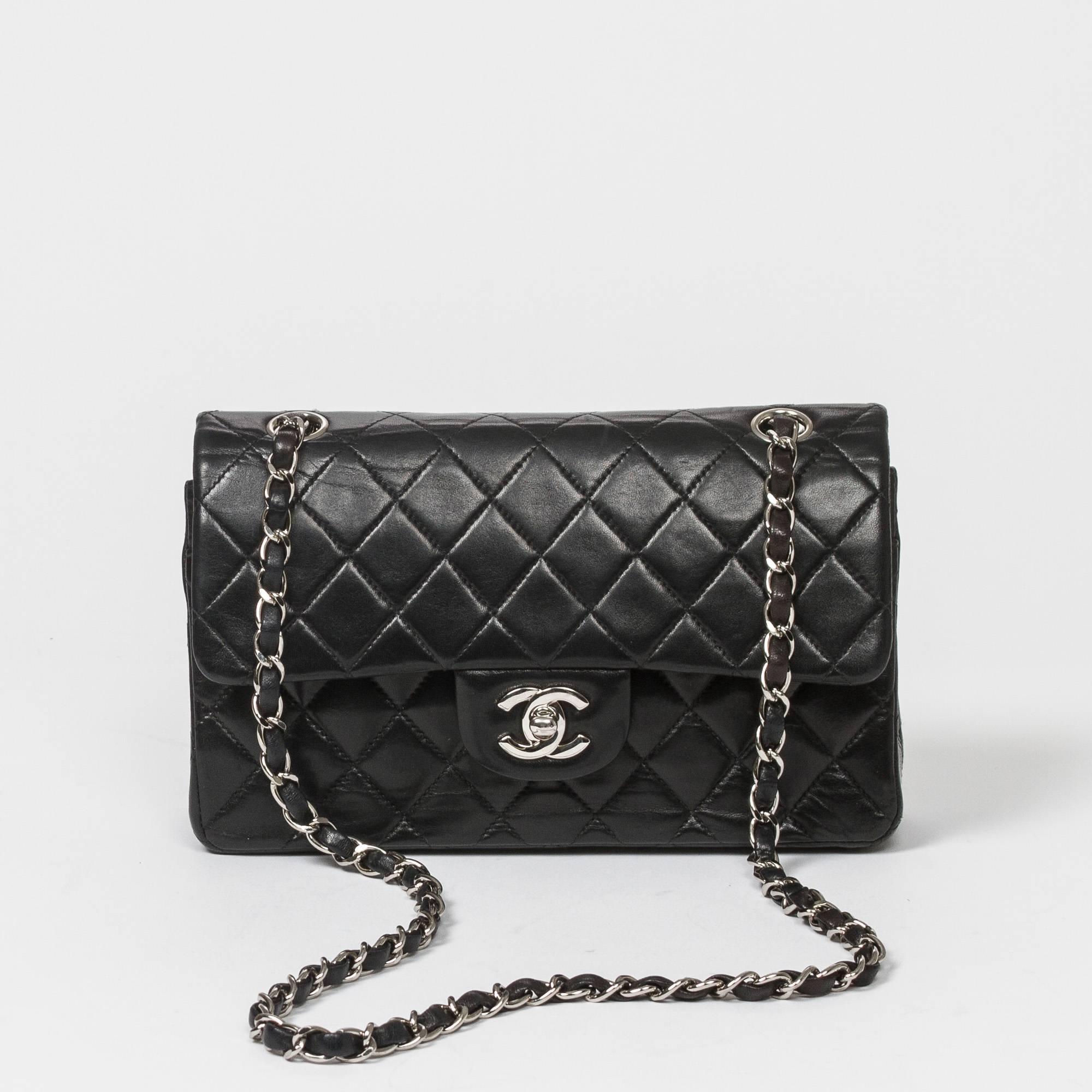 Chanel Classic Double Flap 23 Black Quilted Leather 3