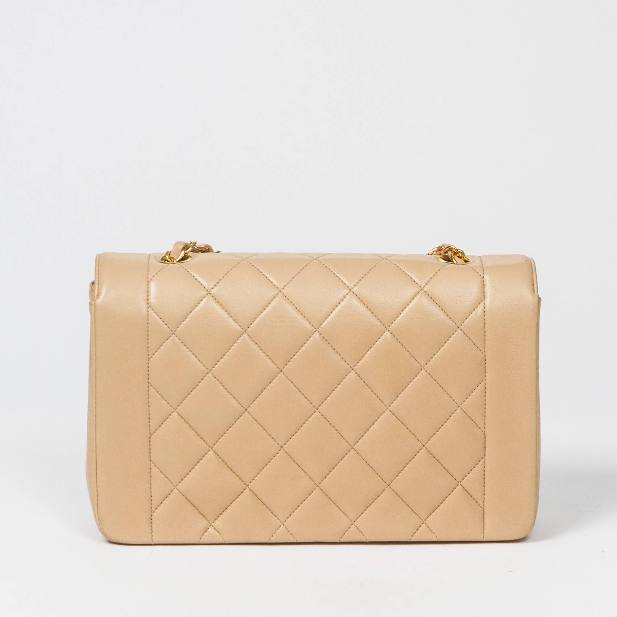 Chanel Mademoiselle Flap in beige quilted calf leather In Excellent Condition In Dublin, IE